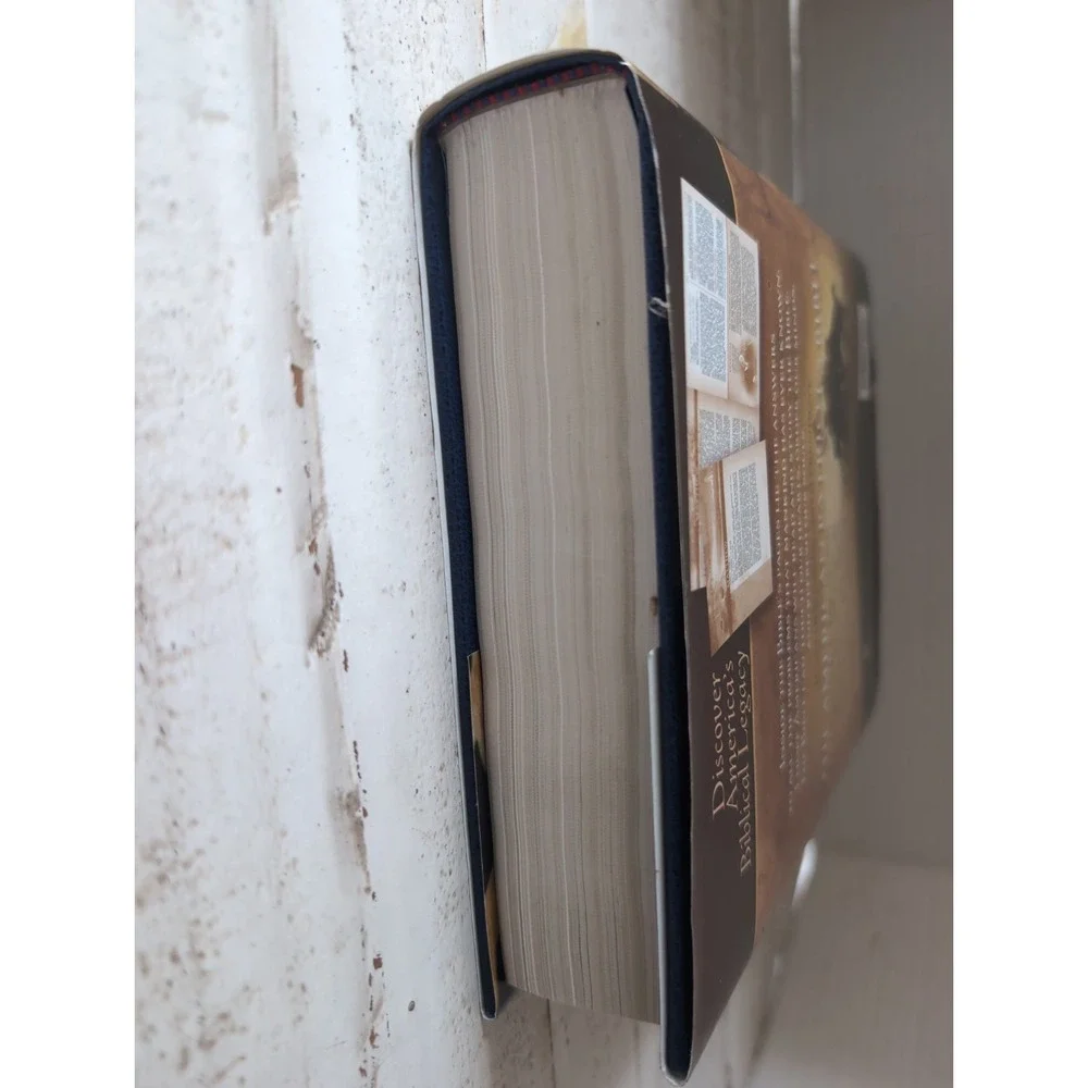 American Patriot's Bible : The Word of God and the Shaping of America